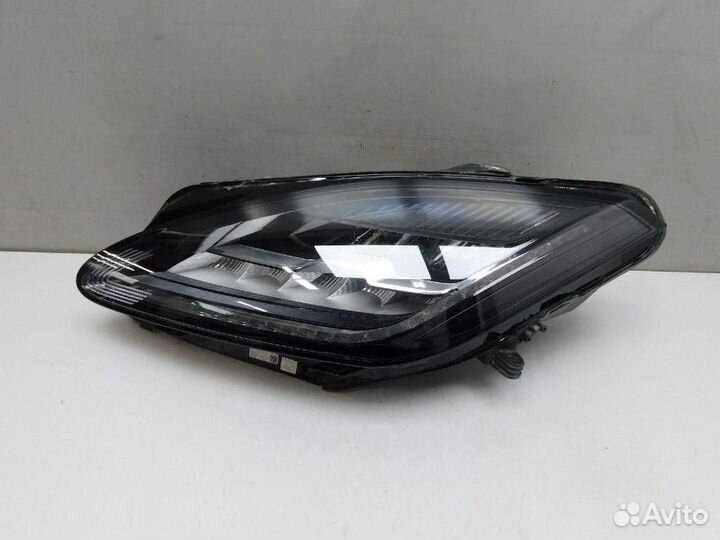 Фара левая Jaguar E-Pace