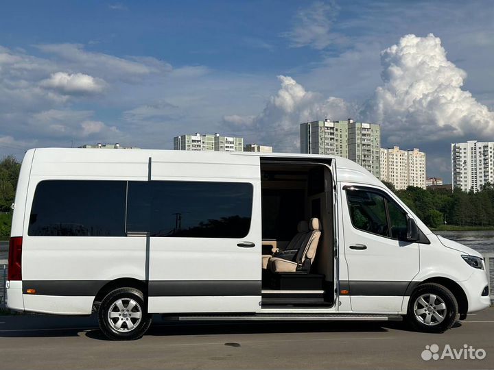 Аренда Mercedes Sprinter VIP с водителем