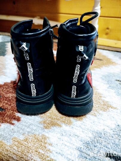 Ботинки демисезонные для девочки 29р. (18 см)