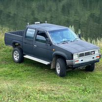 Nissan Datsun 2.7 MT, 1991, 310 000 км, с пробегом, цена 680 000 руб.