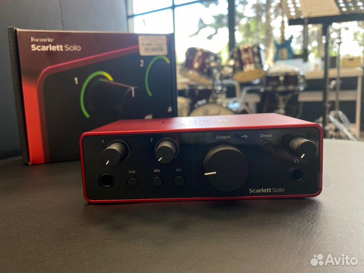 Звуковая карта Focusrite scarlet solo 4 gen