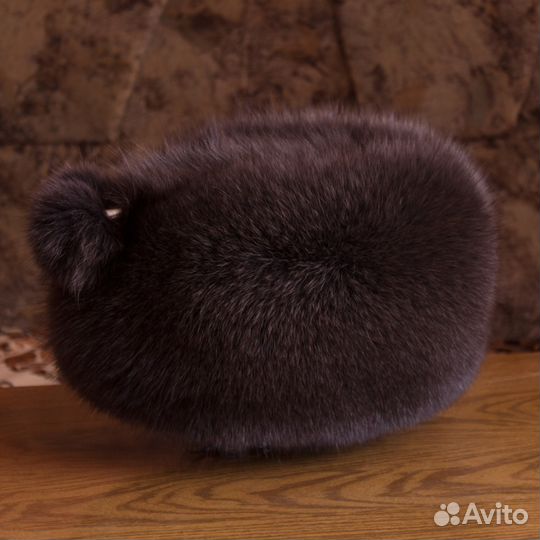 Шапка из натурального меха (канадский песец)