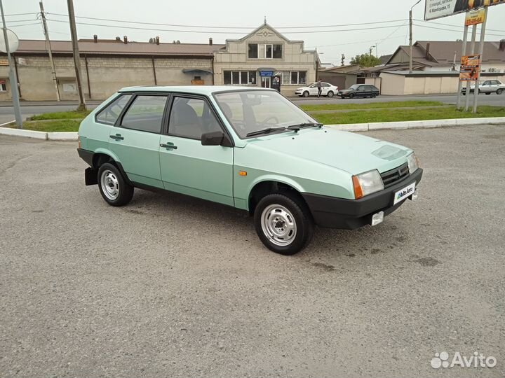 ВАЗ 2109 1.5 МТ, 2003, 210 800 км