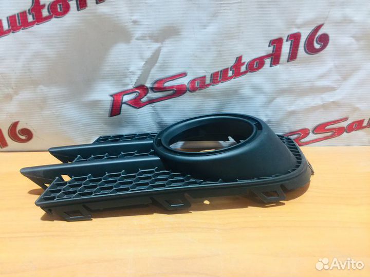 Накладка птф передняя левая Volkswagen Tiguan 1