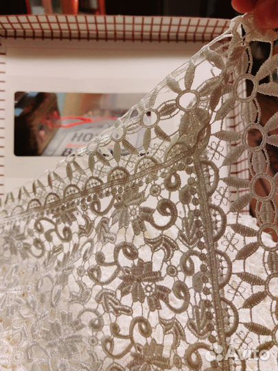 Скатерть кружевная. Новая