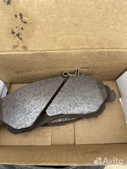 Тормозные колодки на Mitsubishi Lancer, Outlander