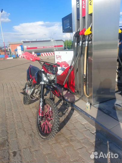 Kayo YX125EM