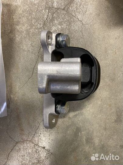 Усиленная подушка двигателя, опора Vesta веста