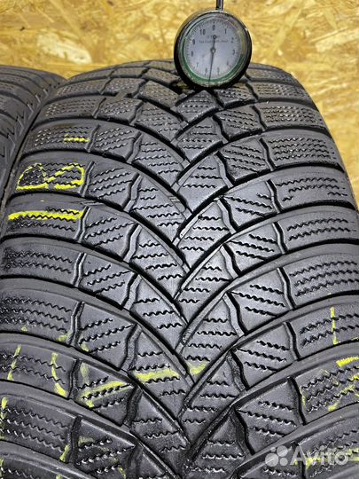 Bridgestone Blizzak LM-001 Evo 225/50 R17