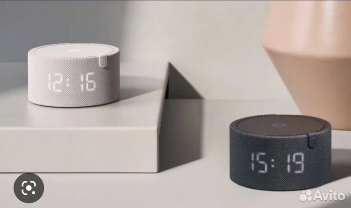 Яндекс.Станция Мини без часов с часами