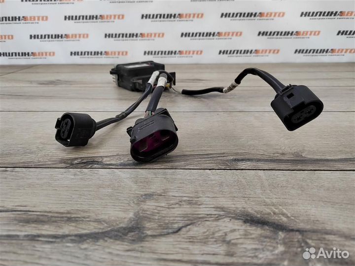 Блок управления вентилятором audi A5 8T