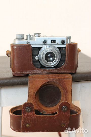 Пленочный фотоаппарат Зоркий-с