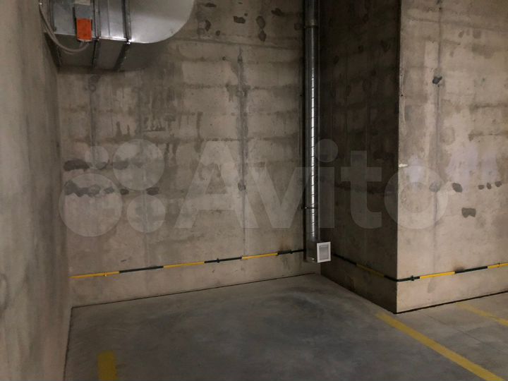 Машиноместо, 14 м²