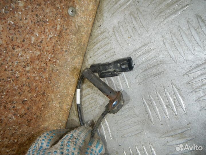 Датчик ABS передний левый, Mitsubishi (Митсубиси)