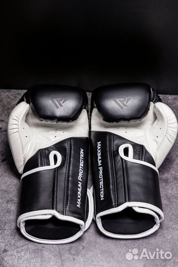 Боксерские перчатки Reyvel maximum protection