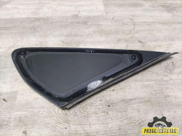 Стекло кузовное глухое левое Ford Focus II 2005-2