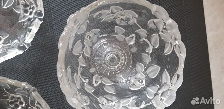 Ваза на ножке и 3 плоских вазочки Walther-Glas