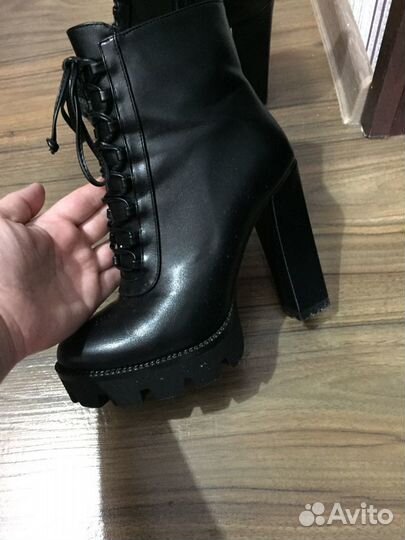 Ботинки