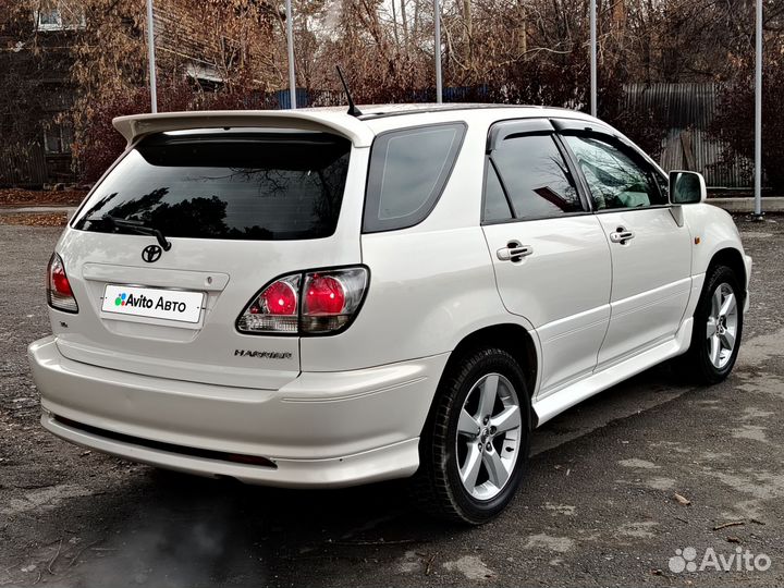 Toyota Harrier 3.0 AT, 2000, 300 000 км