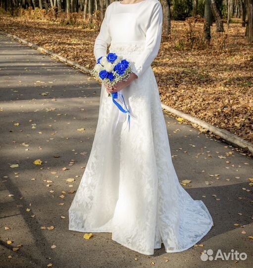 Свадебное платье