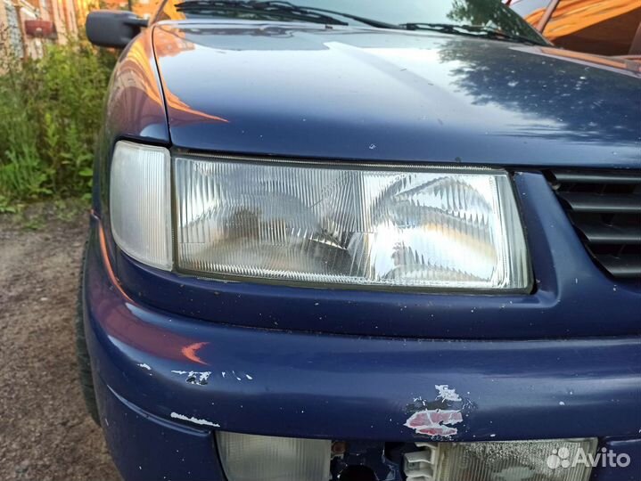 Капот Passat b4