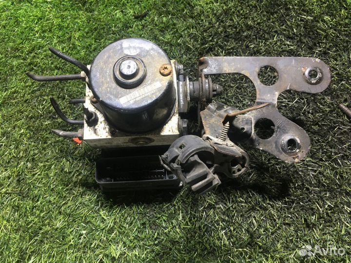 Блок Abs Volkswagen Golf V