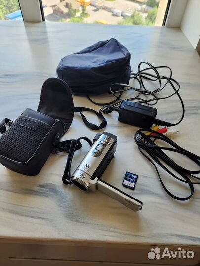 Видеокамера цифровая Sony DCR-SX44