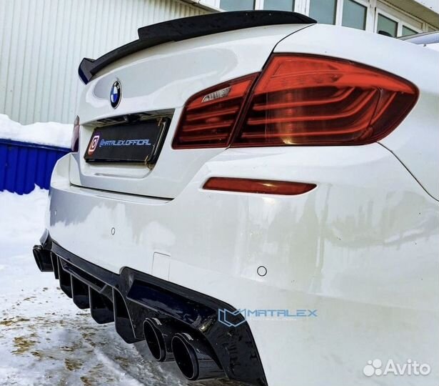 Диффузор BMW 5 F10 / бмв Ф10 M5 competition глянец