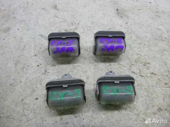 Плафон освещения номера mazda CX 5 2012-2017