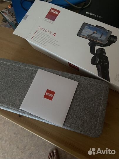 Стабилизатор для смартфона Zhiyun Smooth 4 Black