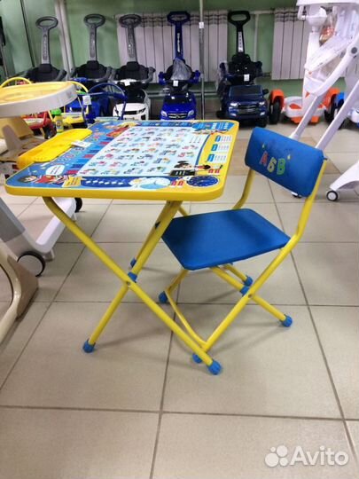 Стол и стул Новый