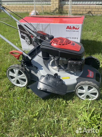 Газонокосилка бензиновая самоходная