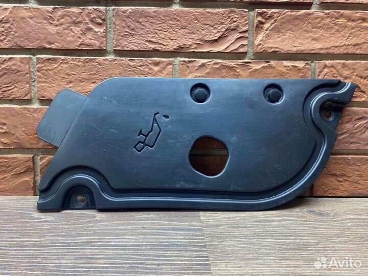 Лючок масляной пробки Kia Carnival 2020+