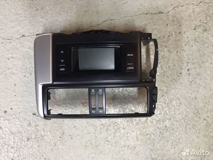 Штатный дисплей LC prado 150