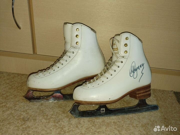 Фигурные коньки jackson 30 - 31