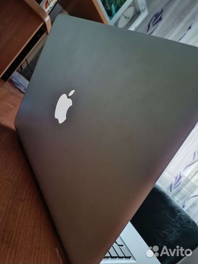 Apple MacBook Pro 13
