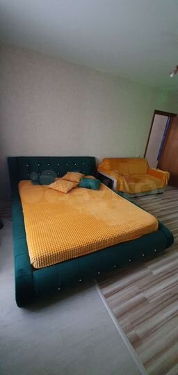 2-к. квартира, 62 м², 2/14 эт.