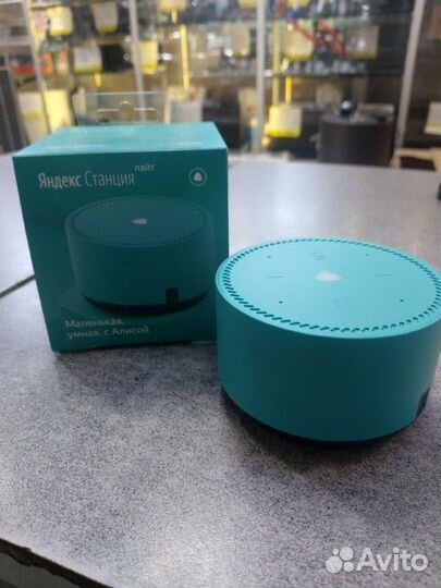 Умная колонка Яндекс. Станция Лайт с Алисой