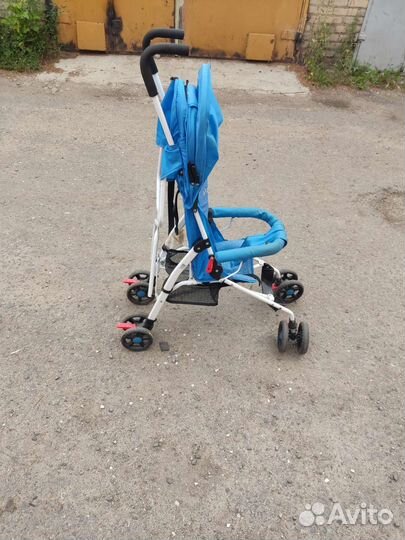 Прогулочная коляска трость