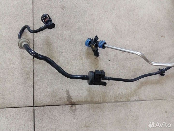 Топливный магистраль на Volvo XC 60 b4204t бензин