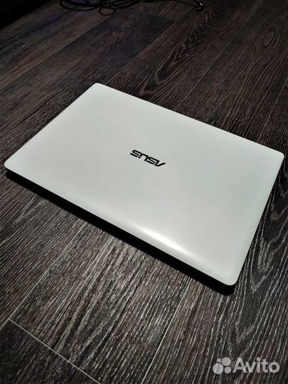 Ноутбук Asus для Учебы,работы