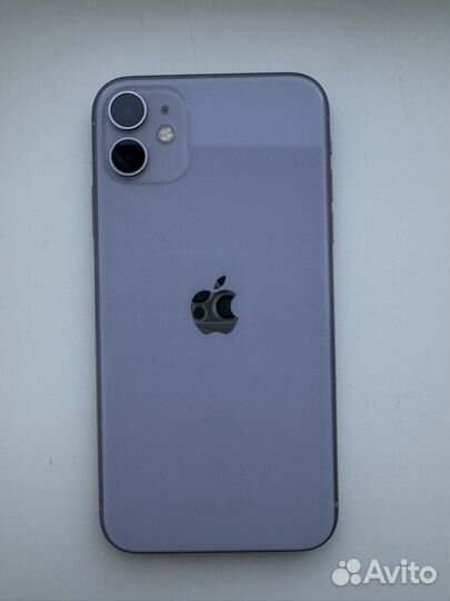 iPhone 11, 64 ГБ