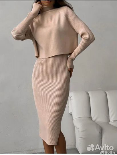 Трикотажный комплект свитер zara