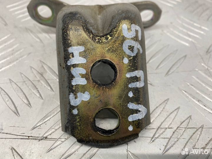 Б/У петля двери передний левый Nissan Teana J31