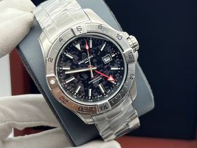 Часы Breitling Avenger 22