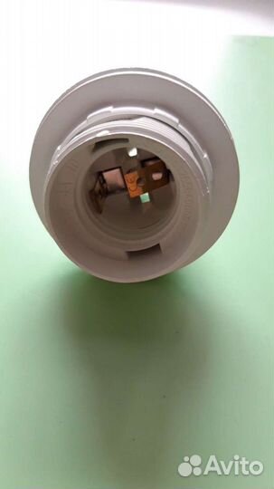 Новый патрон для лампочки