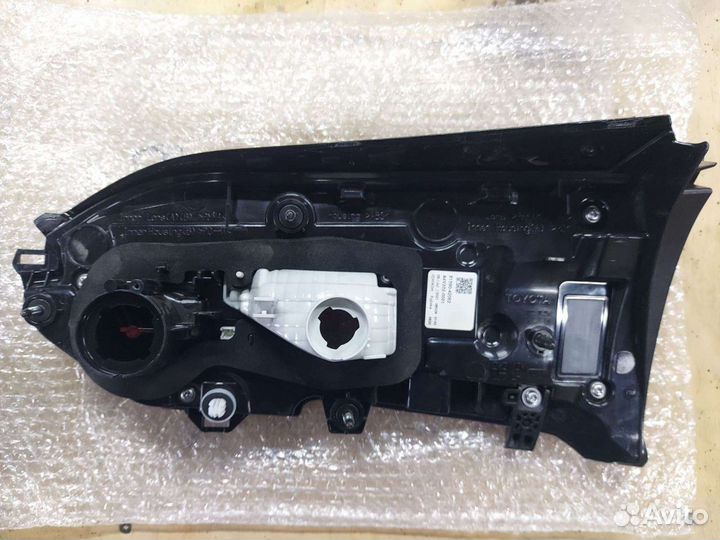 Фонарь задний левый Тойота Рав4 V50 оригинал