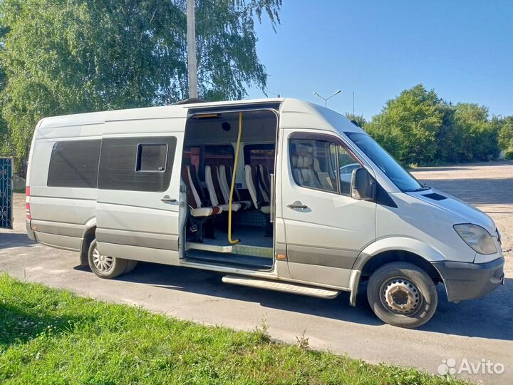 Mercedes-Benz Sprinter микроавтобус, 2012