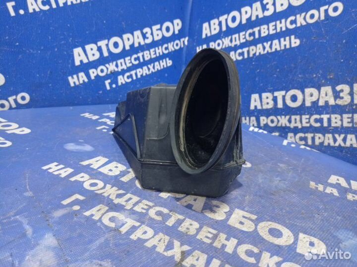 Резонатор воздушного фильтра Renault Logan 1 седан