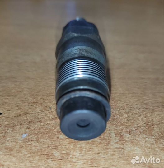 Форсунка дизельная VW Golf 3 / Vento